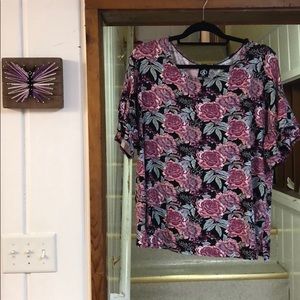 Agnes & Dora Floral Ruffle-Sleeved Tee! NWOT!